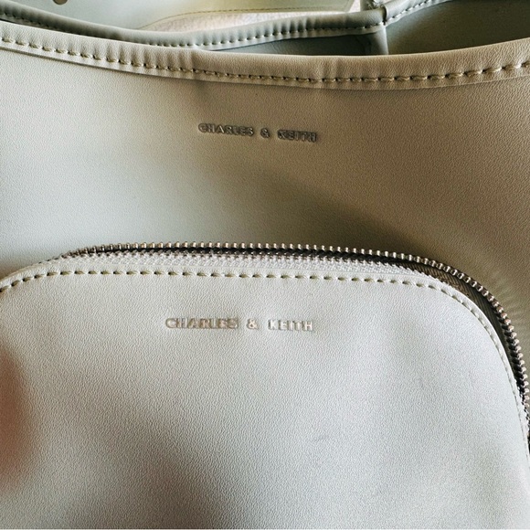 Charles & Keith Tote - Picture 4 of 8